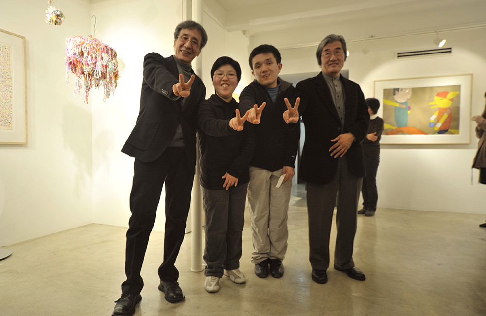 幸せの連鎖 ＝ 新しい星、見つけた！　TERAI selected by Takashi Akikusa　IDO selected by Takeshi Terao
